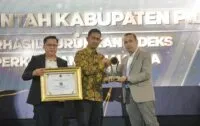 Pj Bupati Pidie raih Serambi Award 2024