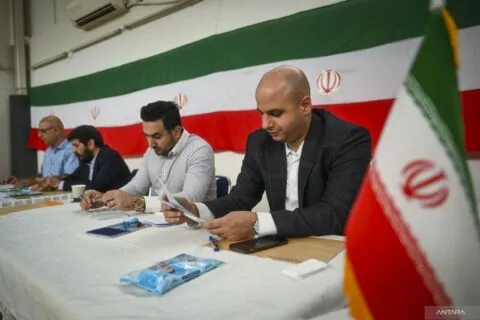Pezeshkian dan Jalili masuk putaran dua Pilpres Iran