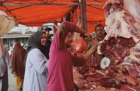 Tanpa pengawalan dan protokoler, Mellani Subarni berkunjung ke Pasar Al Mahira Banda Aceh