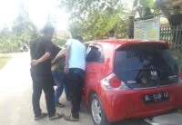 Mobil warga Aceh Timur dibobol, uang sembako dan BLT masyarakat Rp35,3 juta raib