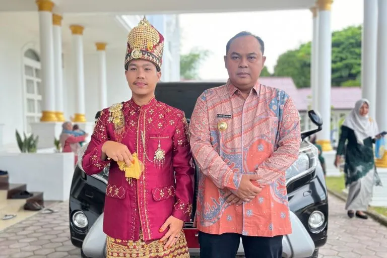 Warga Simeulue yang ingin nikah, bisa pinjam pakai mobil dinas bupati