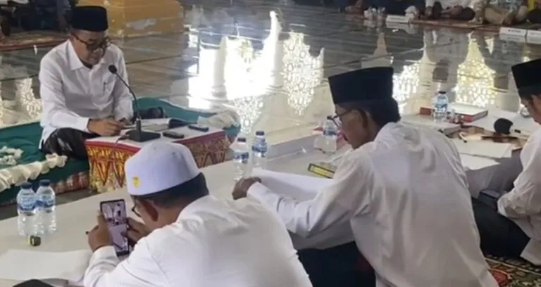 Juri tes uji mampu baca alquran di Pilkada Pidie Jaya terekam sedang video call 