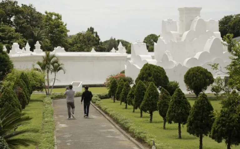 Gunongan, Taman bermain Putro Phang dari Iskandar Muda, kini jadi wisata sejarah di Banda Aceh