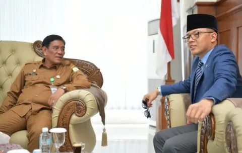 Kunker ke Rusia, Menlu Sugiono transit di Aceh, disambut Plt Sekda Aceh