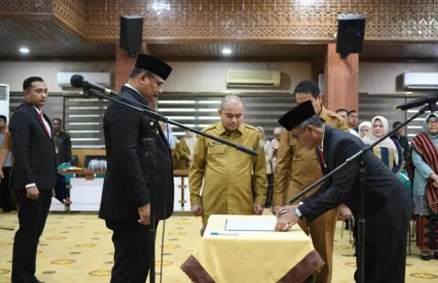 Khudri Sekwan DPR Aceh, Diwarsyah Plt Sekda Aceh