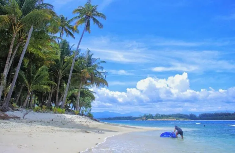 Menikmati pesona bawah laut di Pantai Pulo Kueh di Aceh Jaya