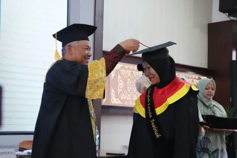 Sekolah lansia BKKBN di Aceh Tengah luluskan 55 wisudawan