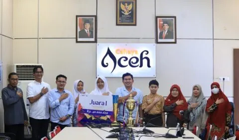 Juara I LCCM Nasional, Kadisbudpar Aceh jamu siswa MTsS Ulumul Quran Kota Banda Aceh