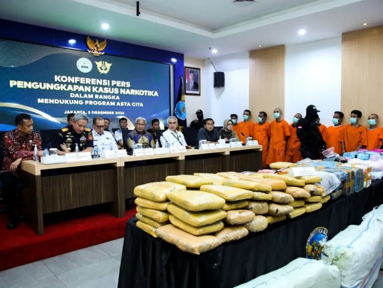 BNN tangkap warga Aceh dalam kasus empat kilogram sabu dan ribuan butir ekstasi