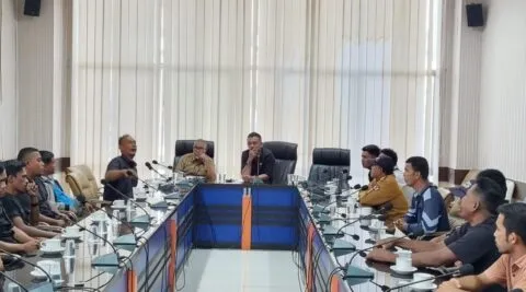 Lima bulan gaji tak dibayar, petugas Pasar di Banda Aceh ngadu ke anggota dewan