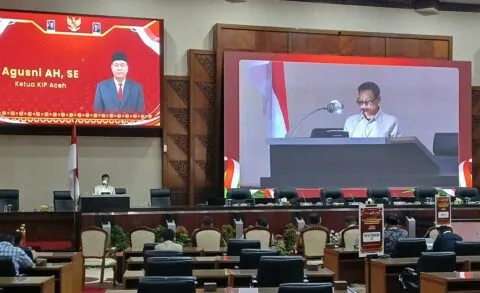 KIP Aceh gelar pleno rekapitulasi perhitungan suara hasil Pilkada 2024