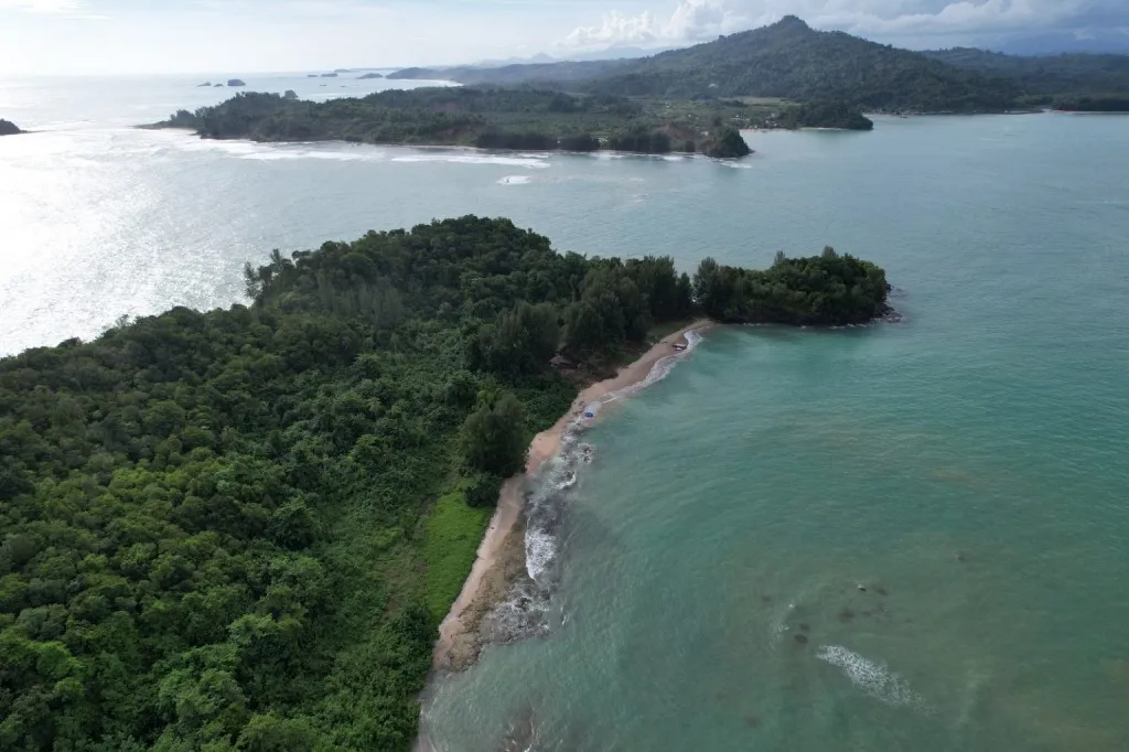 Pulau Reusam di Aceh Jaya, spot diving dan snorkeling yang menggoda