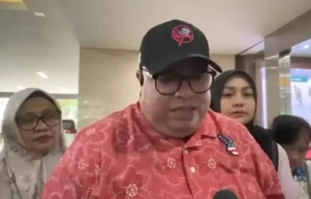 Razman Arif Nasution siap adopsi anak Nikita Mirzani
