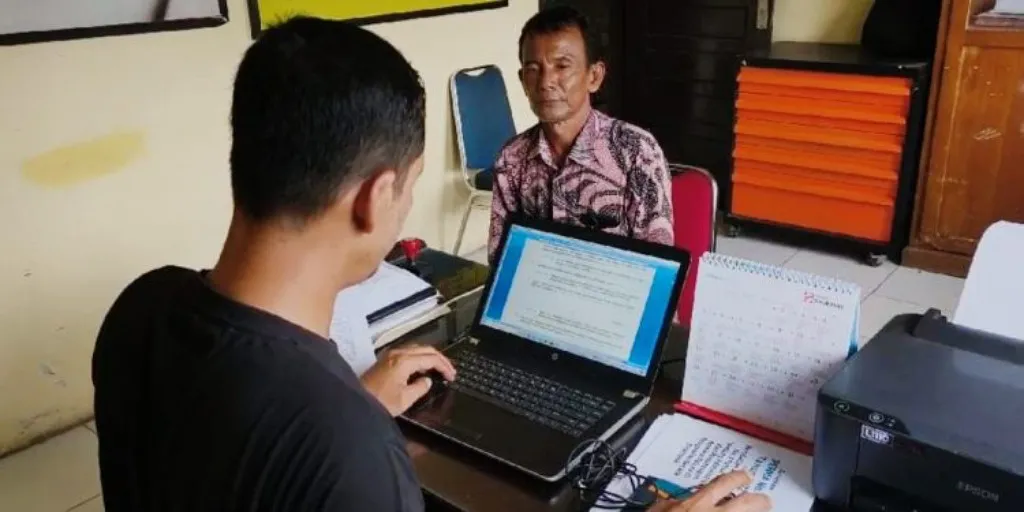 Ismail M Adam wartawan di Pidie Jaya dianiaya Keuchik