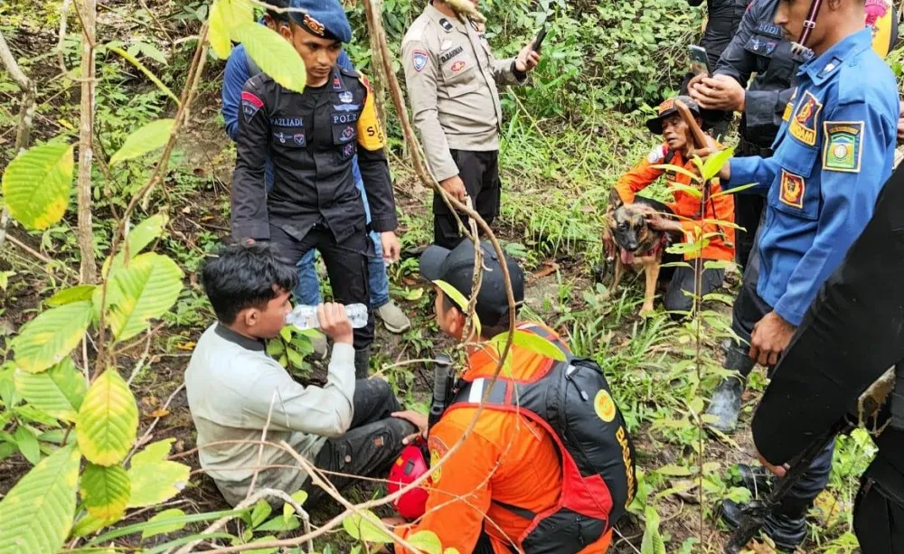 Dua hari menghilang di Gunung Seulawah Aceh Besar, Tim Basarnas berhasil temukan Zhafran