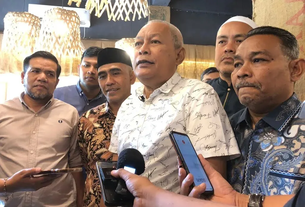 Mualem - Dek Fadh Tunggu Keputusan Konsultasi DPR Aceh dan Kemendagri Terkait Jadwal Pelantikan