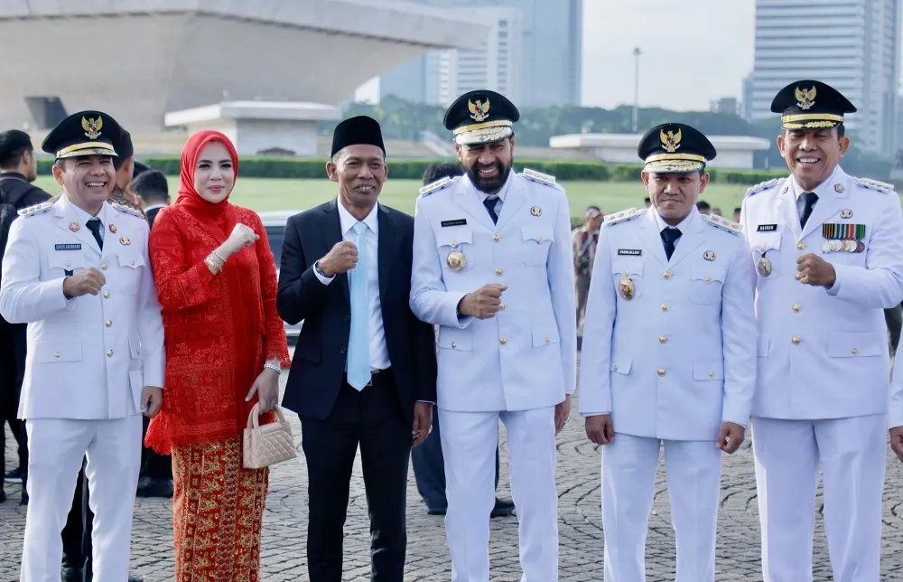 Mualem-Dek Fadh dan sejumlah kepala daerah di Aceh hadiri pelantikan di Jakarta