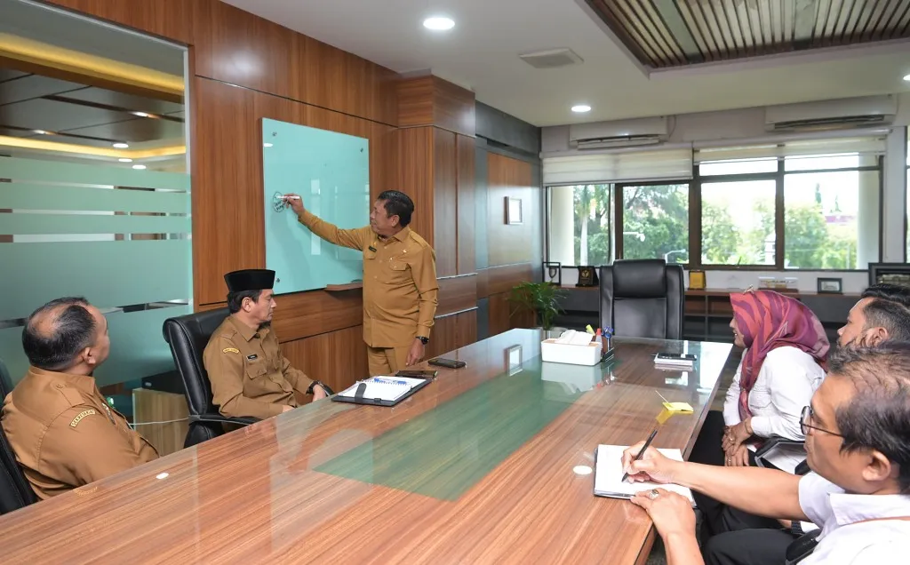 Terima kunjungan Kepala BKKBN Aceh, Plt Sekda Aceh Alhudri minta sinergitas tangani stunting