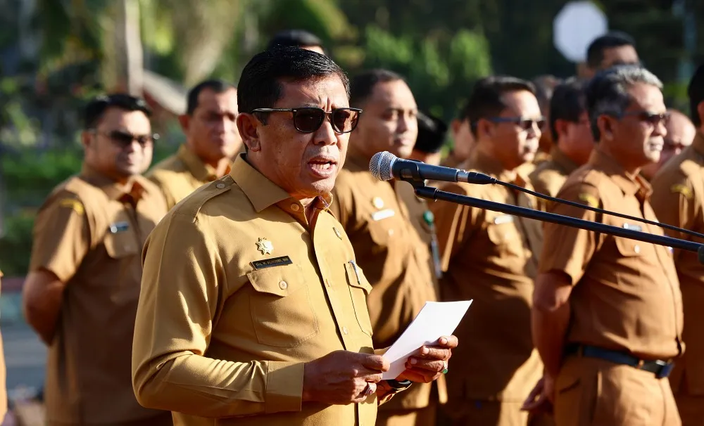 Wakili Gubernur Aceh Muzakir Manaf, Plt Sekda Alhudri pimpin apel pagi