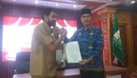 Mualem tunjuk M Nasir Plt Sekda Aceh