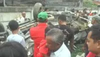 Kereta api jurusan Medan-Rantau Prapat tabrak minibus, satu keluarga tewas