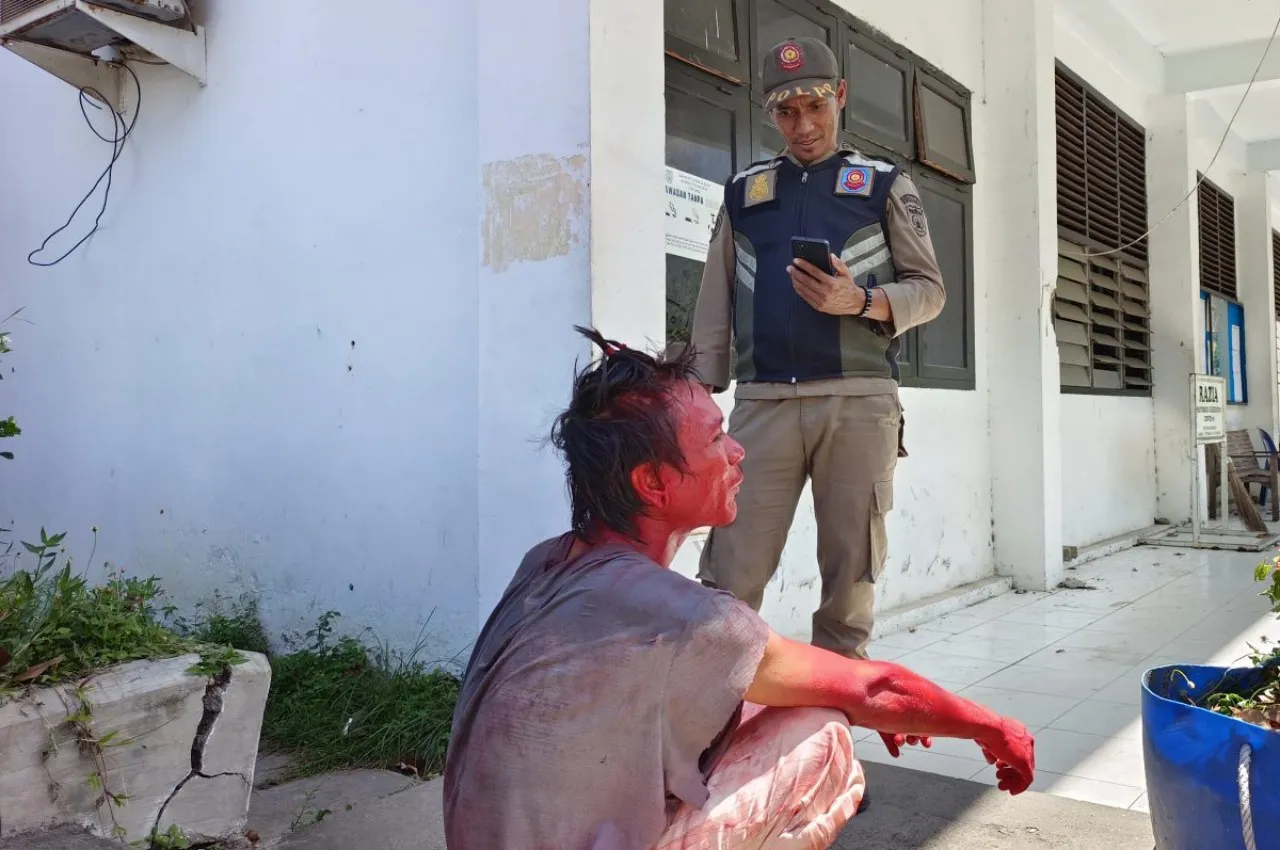 Aksi Hell Boy di Banda Aceh terhenti ditangan Satpol PP dan WH