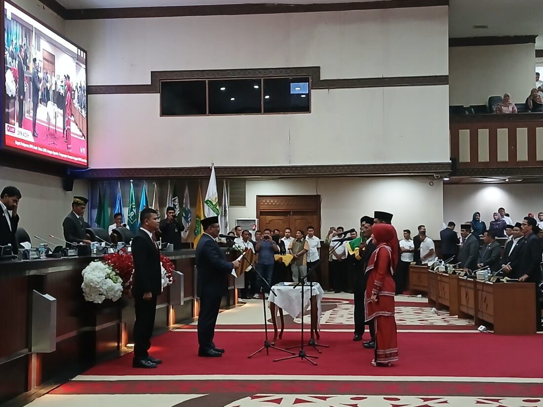 Bunda Salma resmi dilantik jadi Anggota DPR Aceh