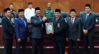 Wakil Ketua DPR Aceh Ali Basrah pimpin paripurna LHP BPK RI tahun anggaran 2024