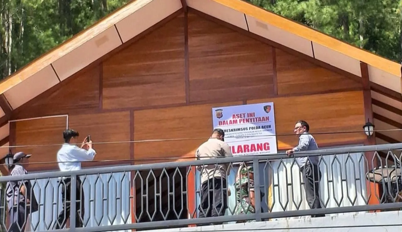 Buntut dari penyelidikan pembiayaan fiktif di BPRS Gayo senilai Rp48 miliar, Polda Aceh sita satu rumah karyawan