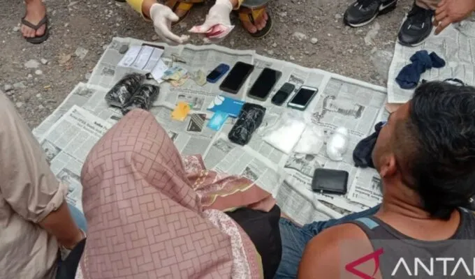Tiga warga Aceh ditangkap di Padang bersama sabu 3 kilogram