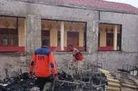 SD 2 Bireuen hangus dilalap api