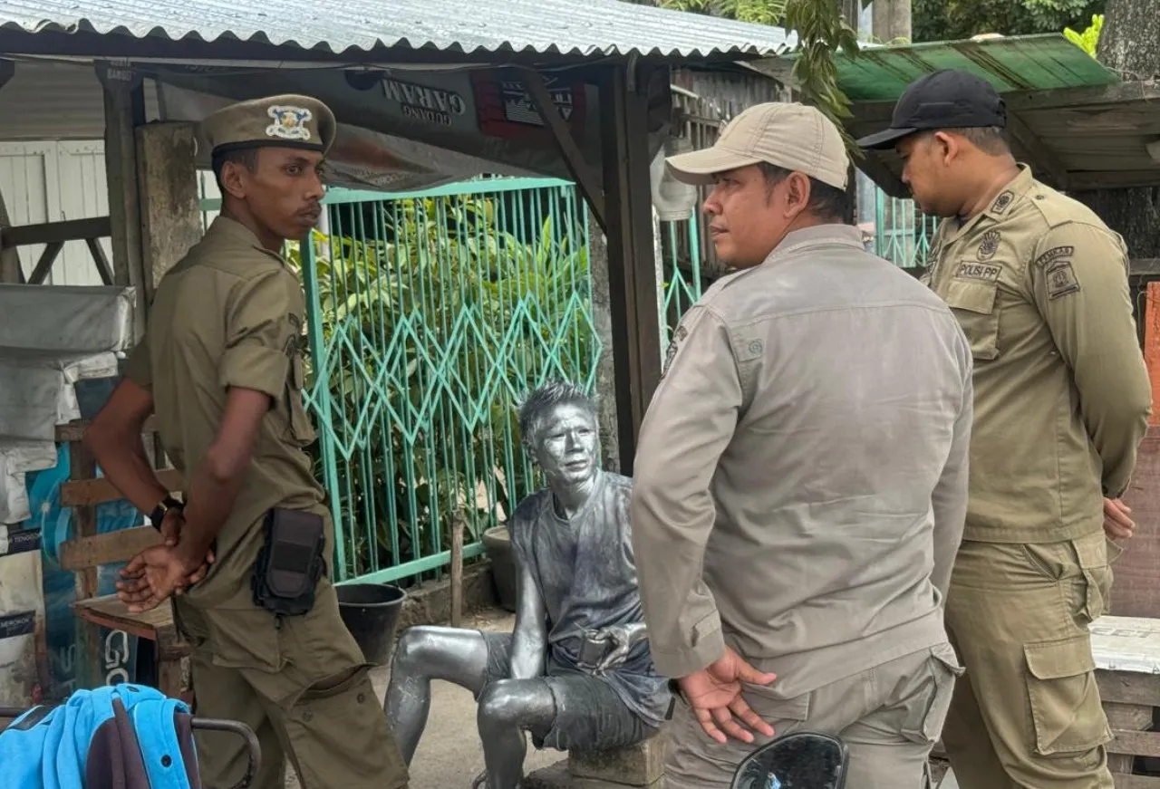 Sapol PP dan WH Aceh Besar tangkap manusia silver