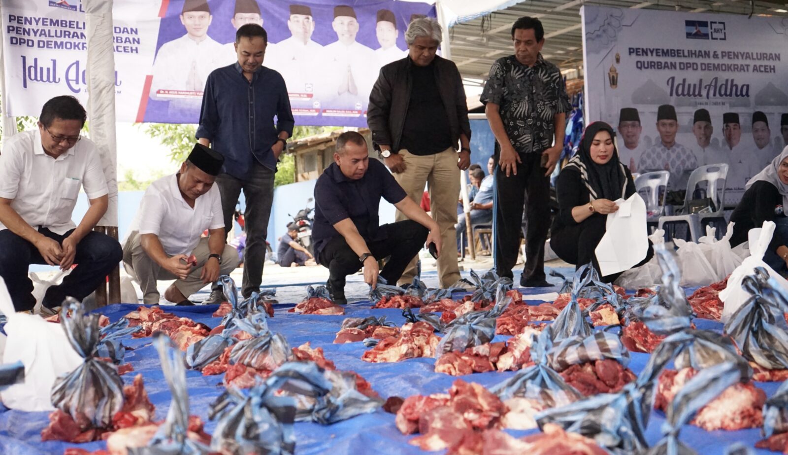 DPD Demokrat Aceh potong empat ekor sapi