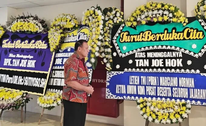 Legenda Bulutangkis Indonesia Tan Joe Hok wafat, Firli nyatakan berduka