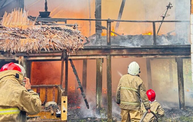 Penghuni mudik iduladha, rumahnya terbakar di Aceh Besar