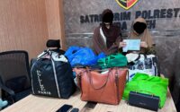 Dua wanita muda asal Bener Meriah ditangkap di Banda Aceh, diduga gelapkan 20 gram emas