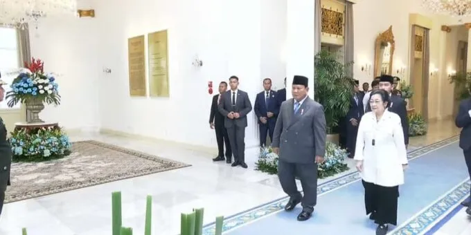 Prabowo dan Mega kompak hadiri upacara peringatan Hari Lahir Pancasila 