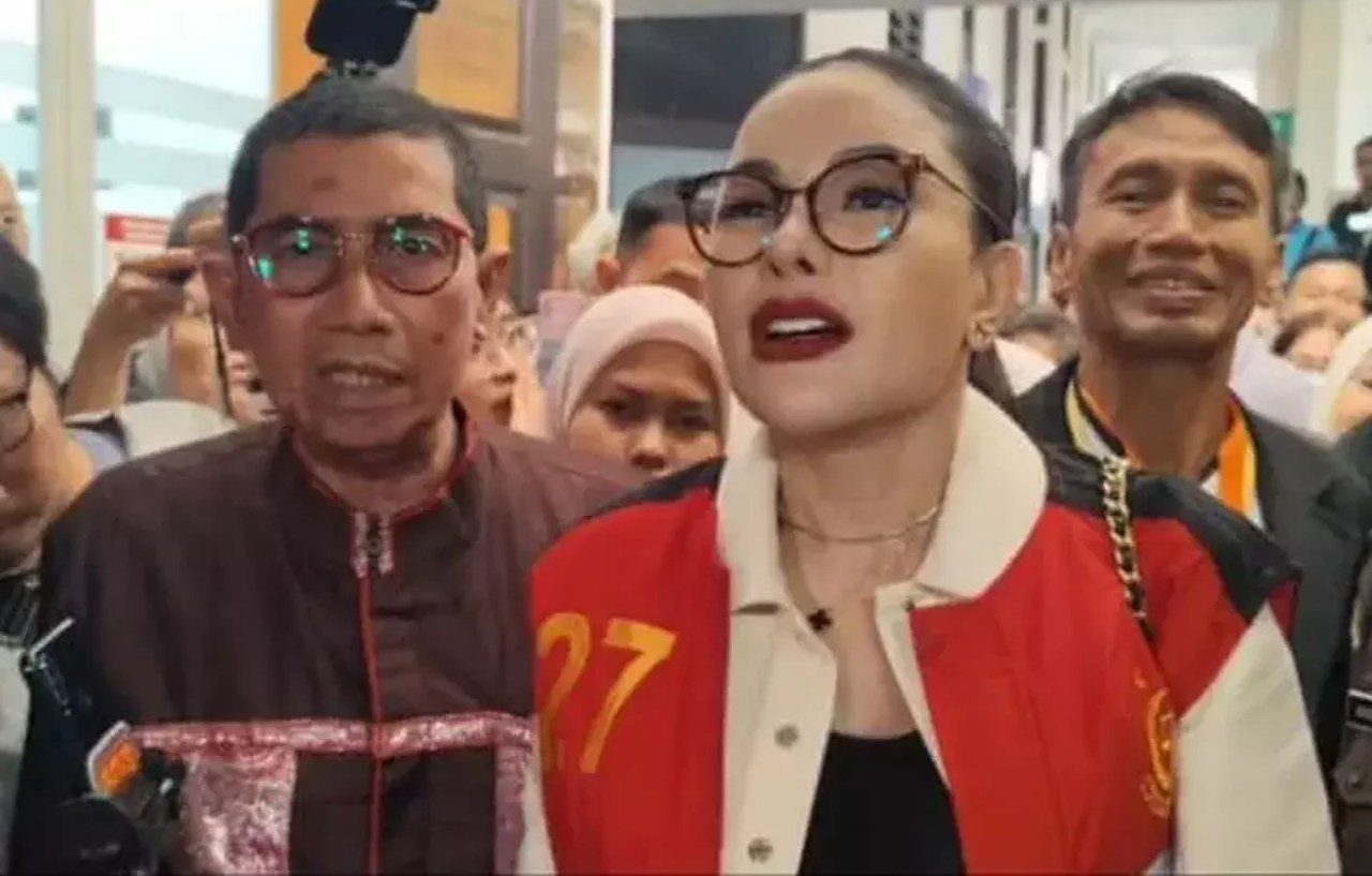 Sidang Nikita Mirzani ricuh