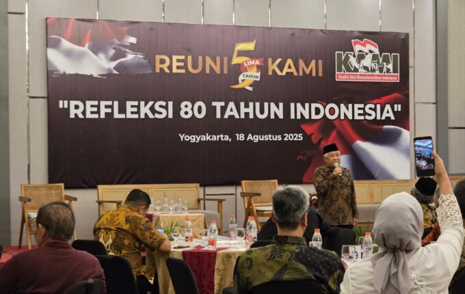 Meski perubahan belum tampak, tokoh KAMI beri kesempatan Prabowo pimpin Indonesia