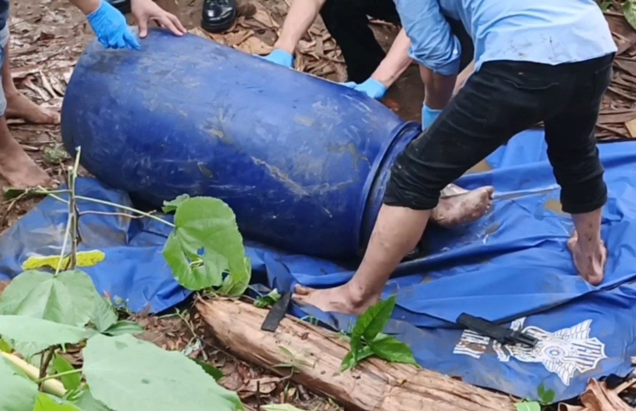 Polisi belum berhasil ungkap mayat wanita dalam drum di Sungai Cisadane
