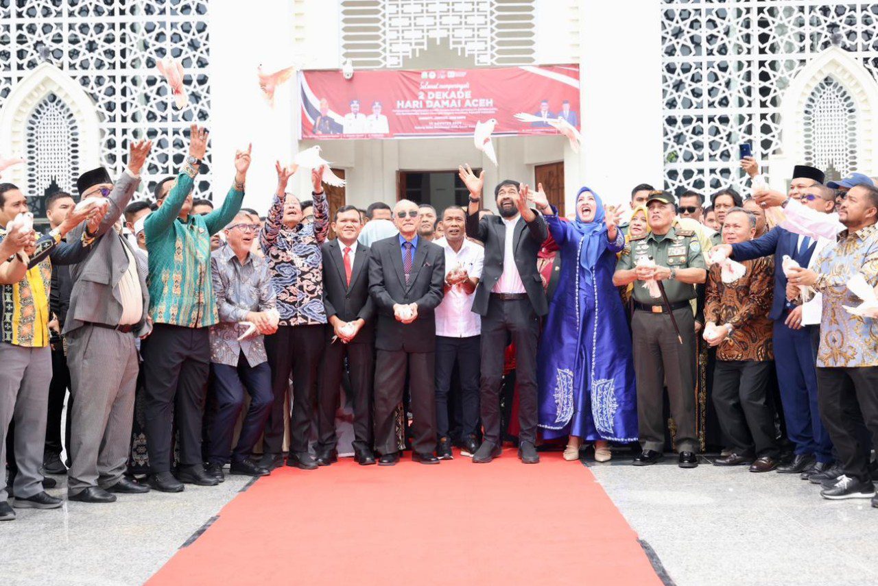Mualem : Meski banyak butir perjanjian MoU Helsinki yang belum ditepati pemerintah pusat, mantan kombatan GAM tetap ikhlas jalani perdamaian