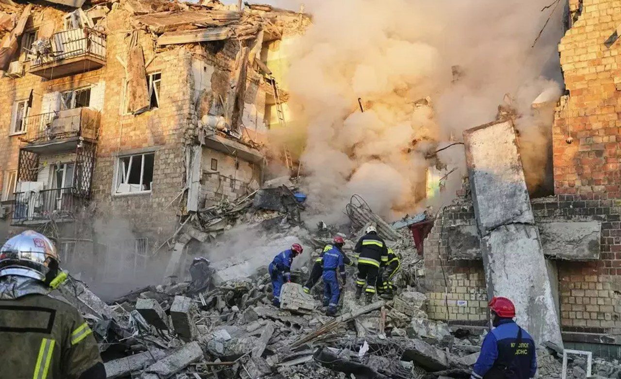 Rusia gempur ibukota Ukraina, 21 orang tewas dan puluhan terluka
