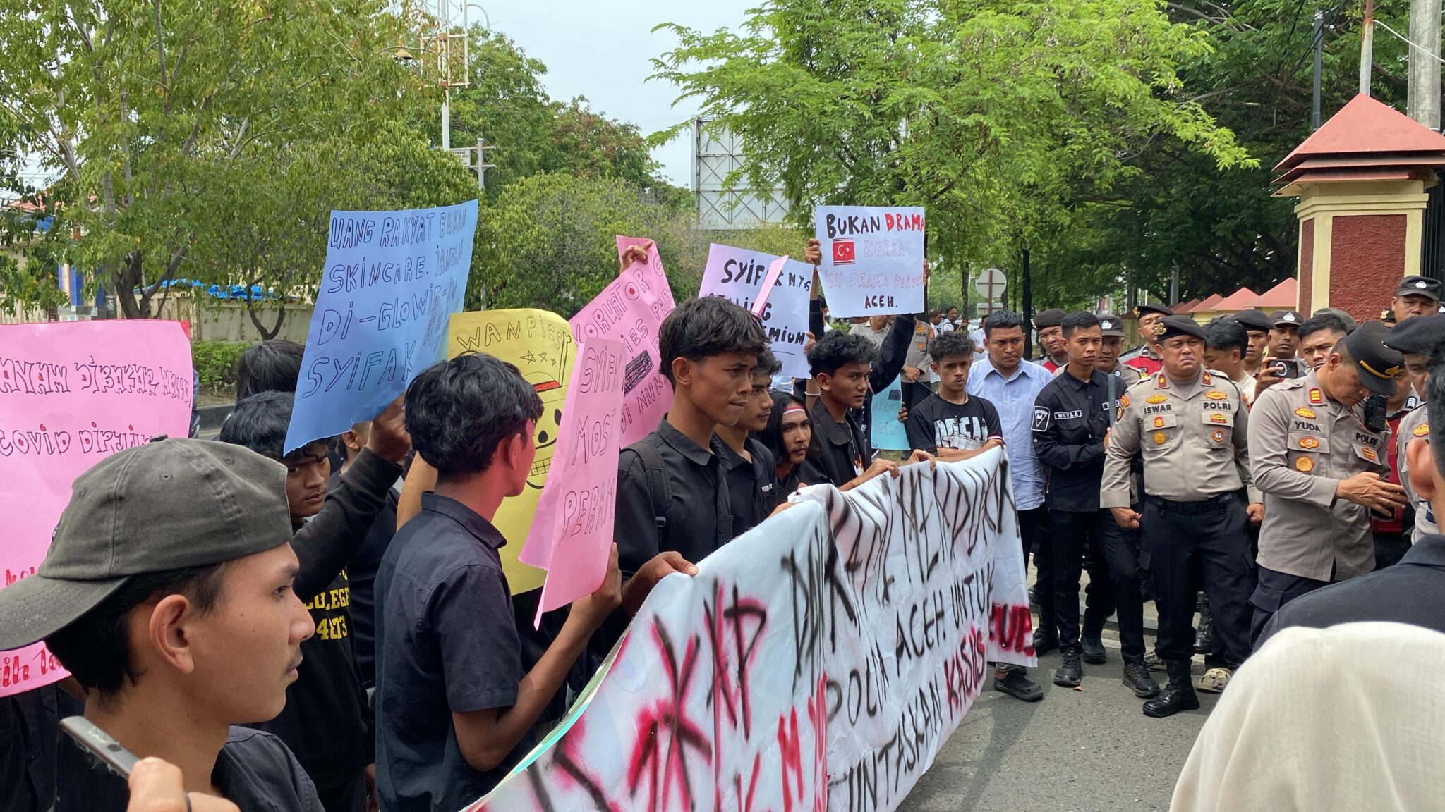 Example Sipak SiPAK Desak Polda Aceh Tahan Syifak Muhammad Yus dalam Kasus Korupsi ...