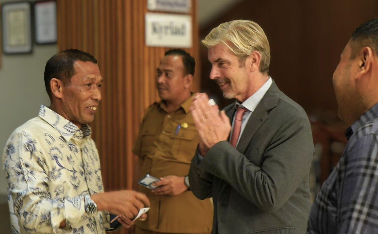 Persamuhan Abang Samalanga dan perwakilan Uni Eropa