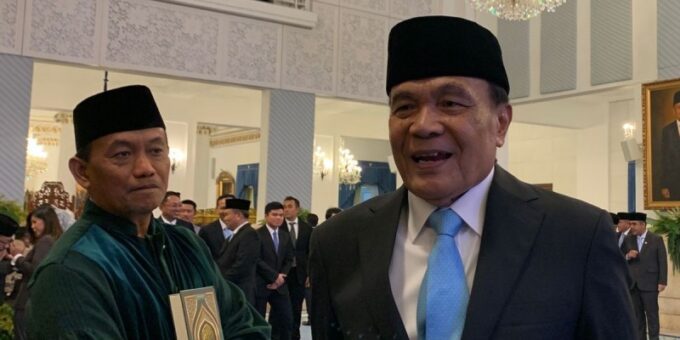 Djamari Chaniago resmi jadi Menkopolhukam, ini profilnya