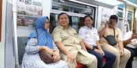 Ke Istana Negara, Prabowo pililh naik KRL