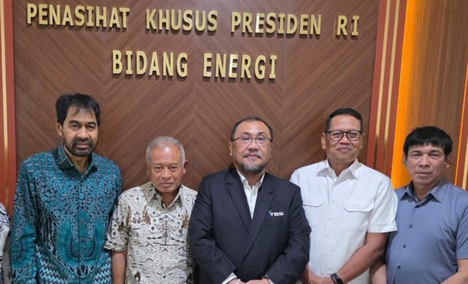 Dirut PT KRA, Mualem dan Penasihat Presiden bahas realisasi pembangunan Oil Refinery di Lhokseumawe