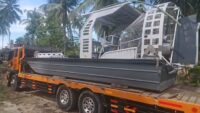 Kapolri bantu satu unit swam boat untuk penyebrangan di Jembatan Kuta Blang