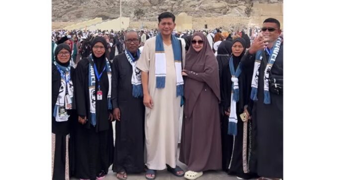 Bupati Aceh Selatan berangkat umroh tanpa izin Mualem