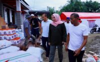 Posko Utama Penanganan banjir di Bireuen pimpinan Abang Samalanga tuai pujian dari Kak Na